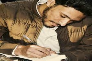 صورة المؤلف محمود علام